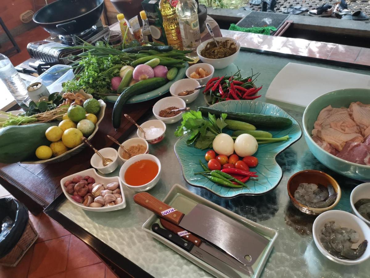 Hotel Avara Signature House Chiang Mai Zewnętrze zdjęcie