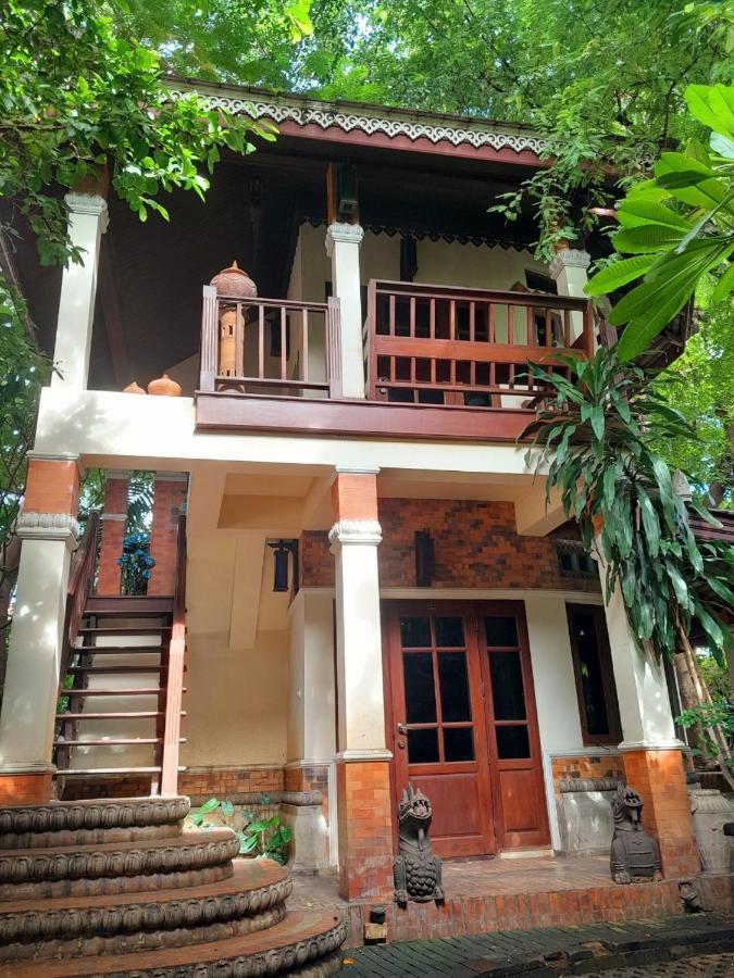 Hotel Avara Signature House Chiang Mai Zewnętrze zdjęcie
